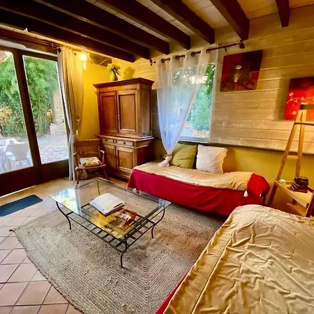 Gasthof D'hotes L'arbre D'or Saint-Michel-d'Euzet