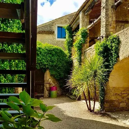 Guest house D'hotes L'arbre D'or Saint-Michel-d'Euzet